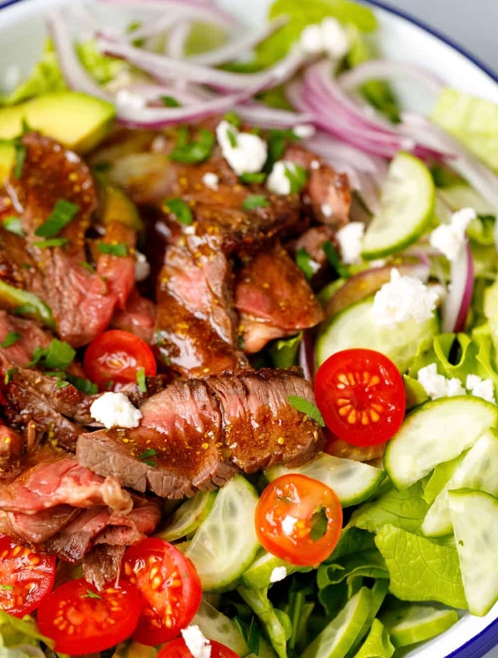 Green Day Garden Salad with Steak Tips.