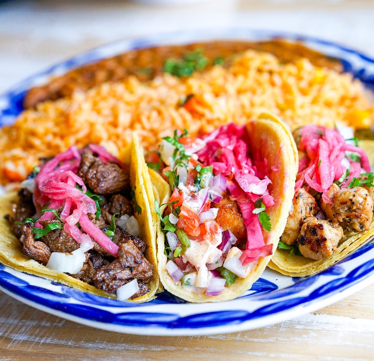Tacos del Pueblo Platter Mix.