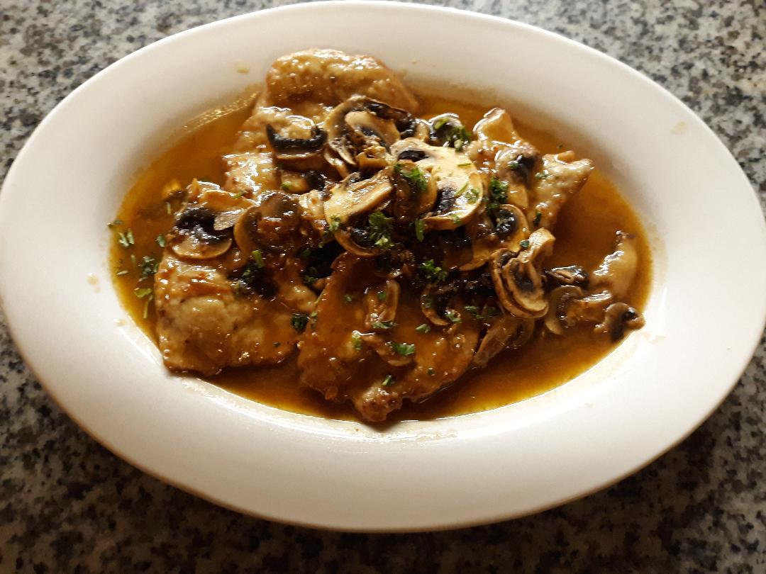 CHICKEN MARSALA.