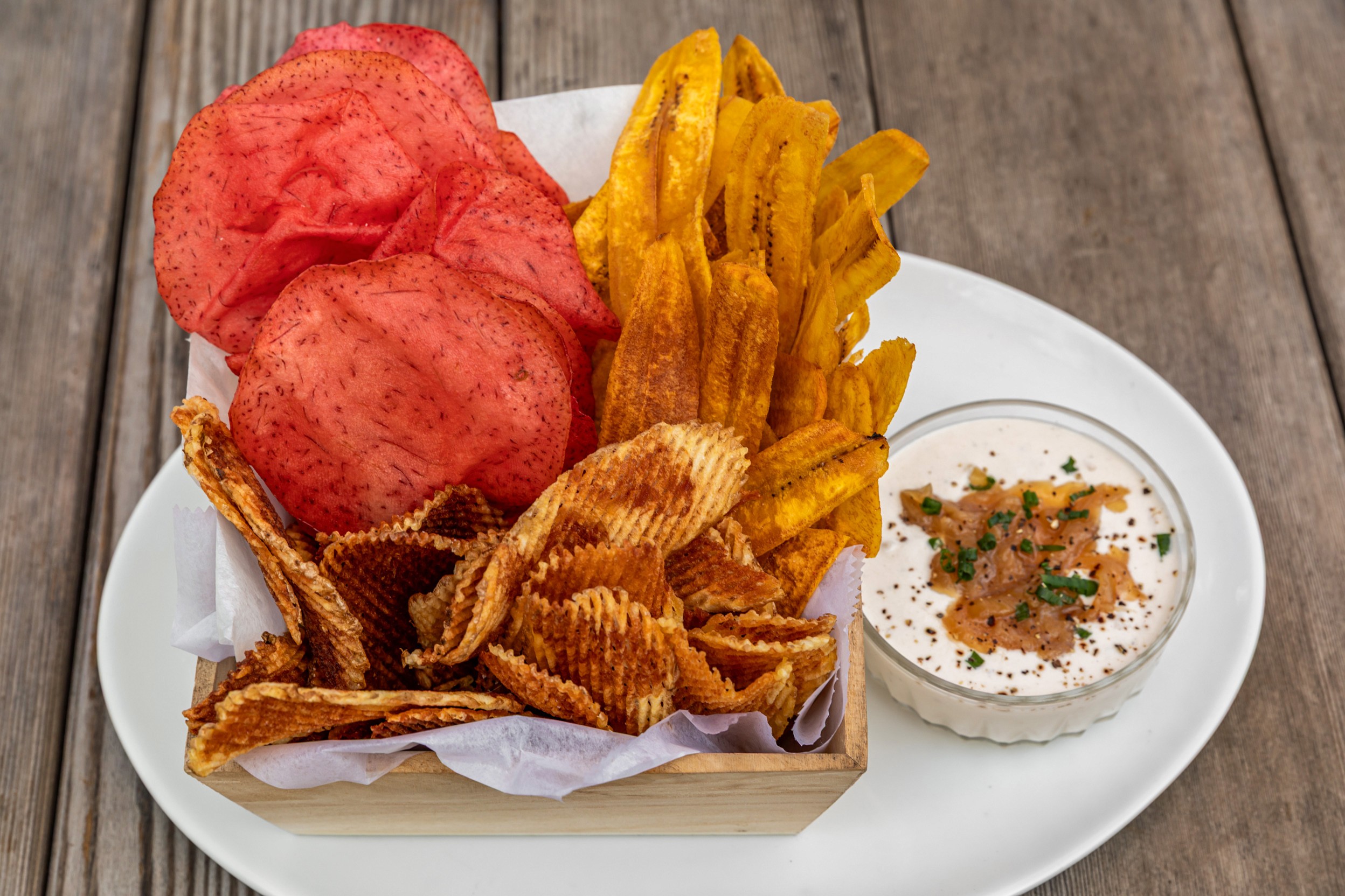 Et al Chips & Caramelized Onion Dip.