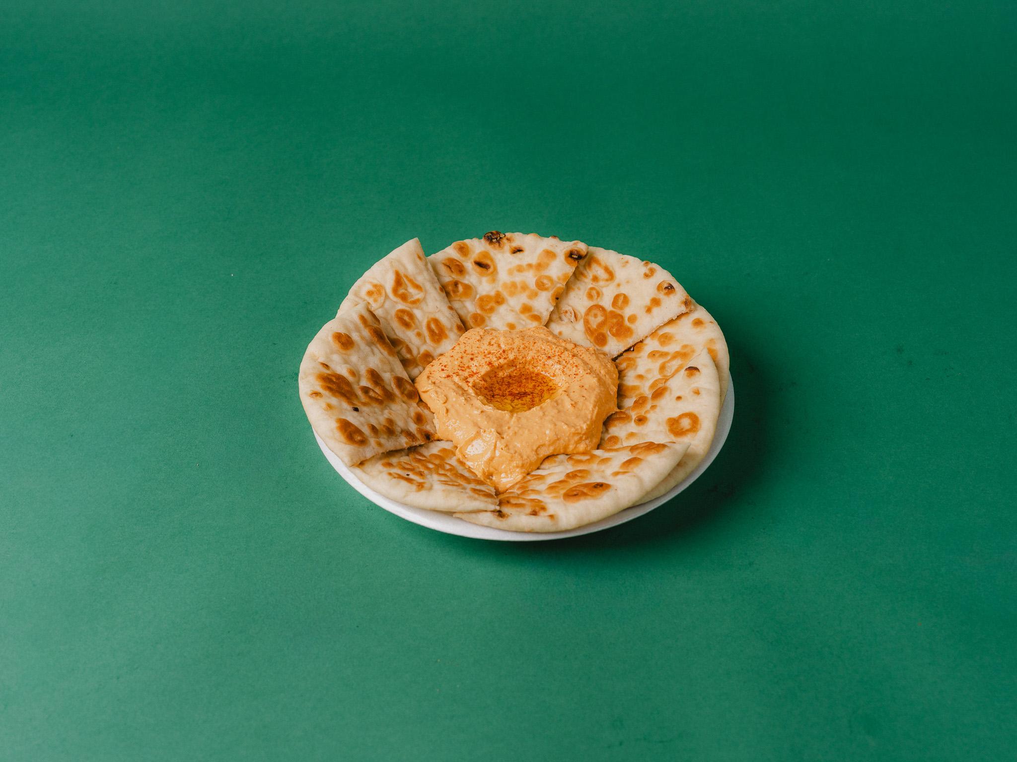 Small Spicy Hummus & Pita.
