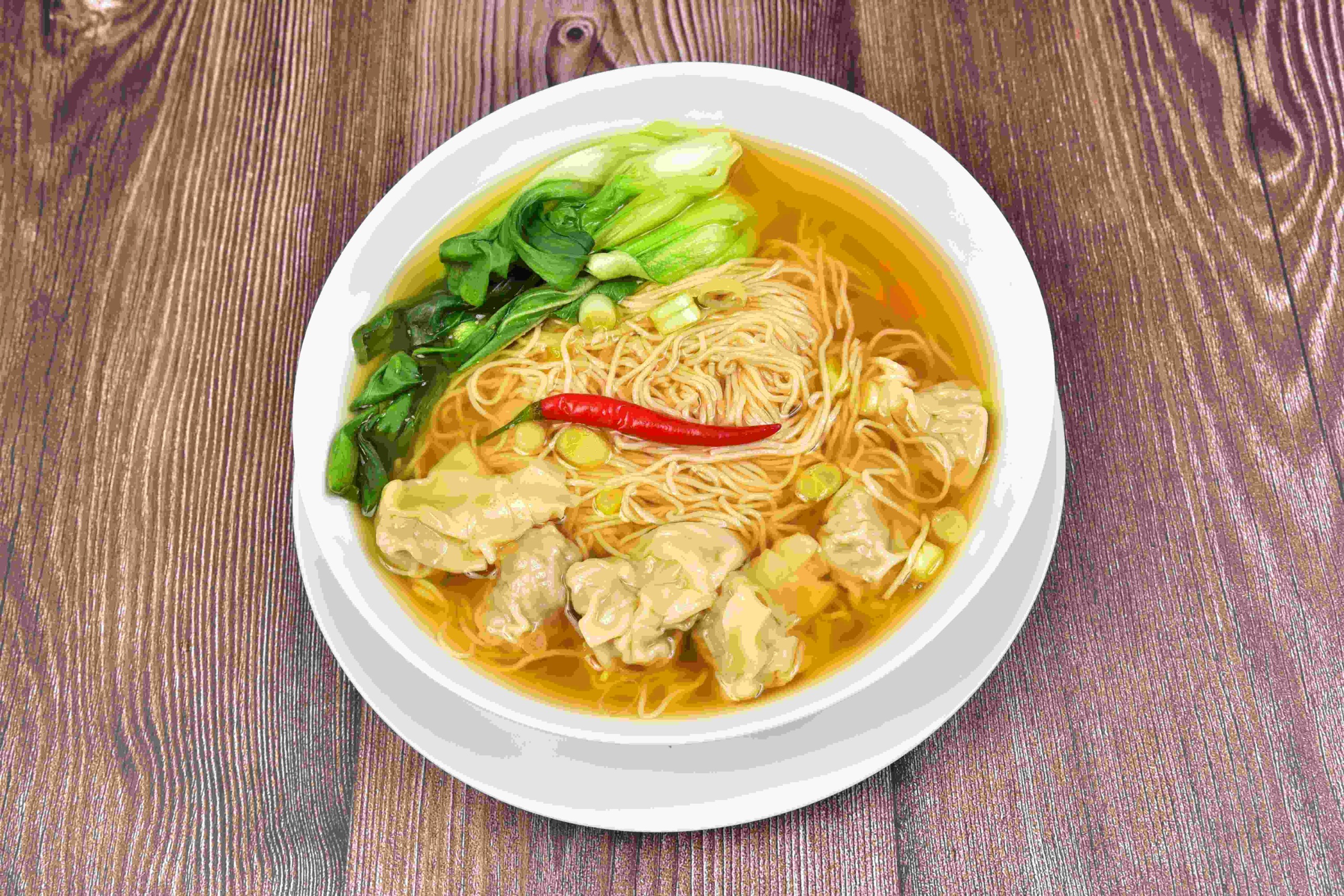 W. Wonton Noodle Soup - Mì Hoành Thánh.
