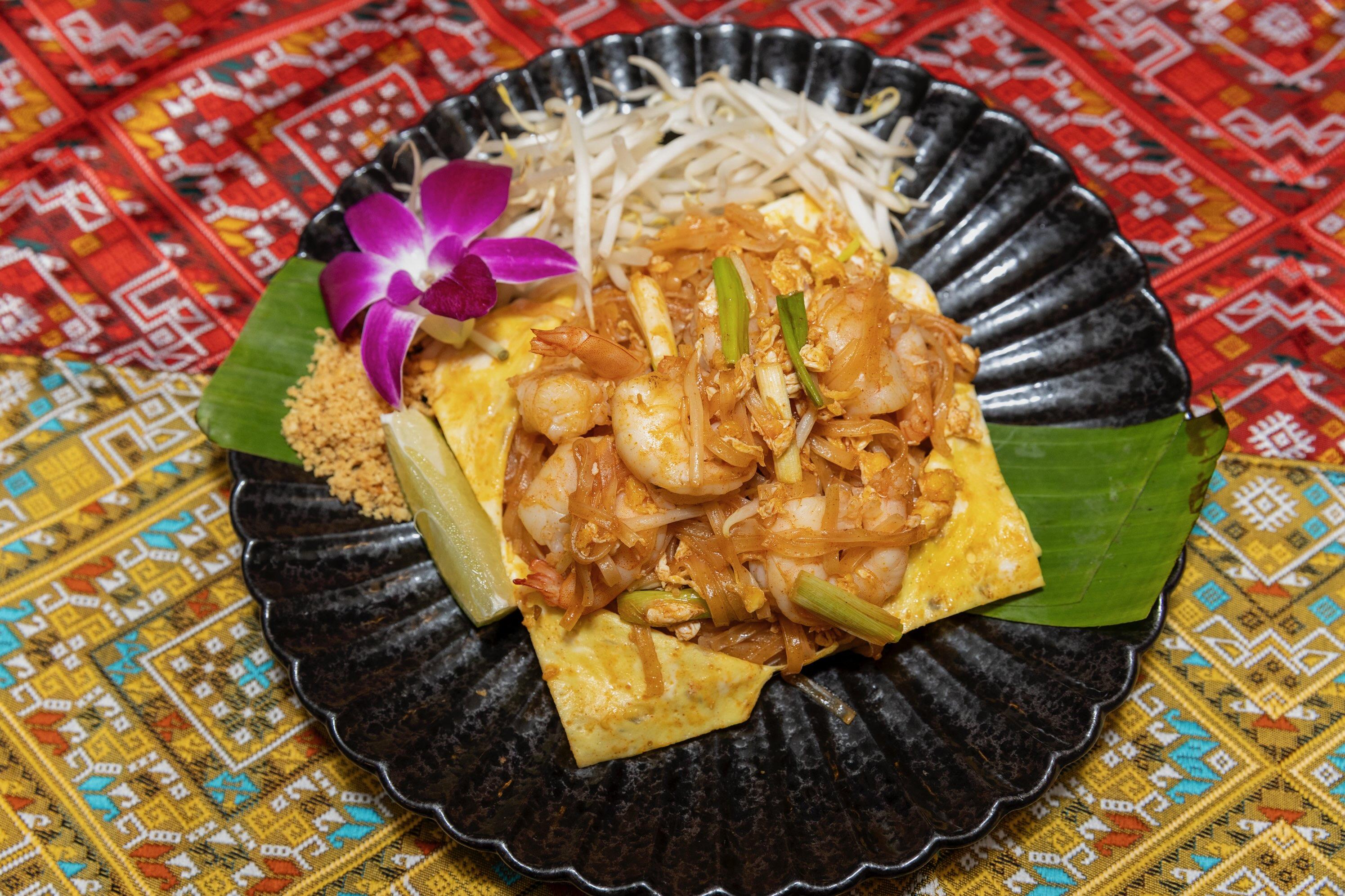 Egg blanket pad thai.