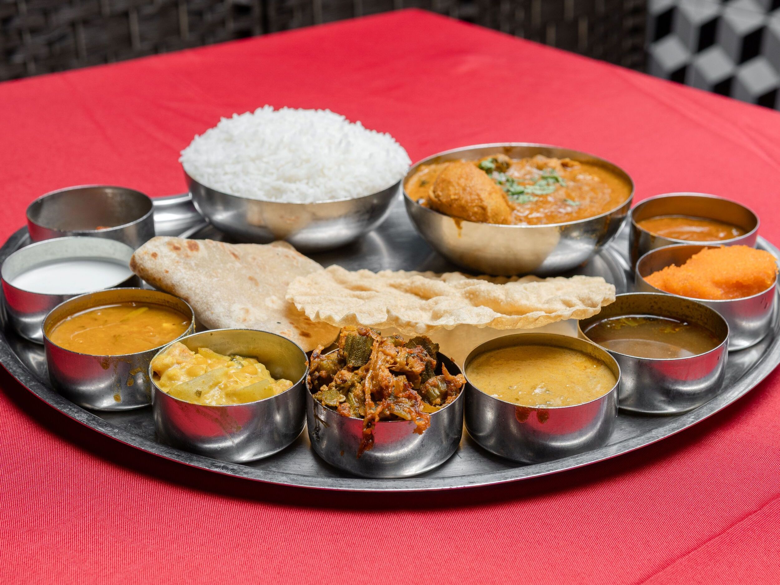 *Anjappar Chicken Thali.