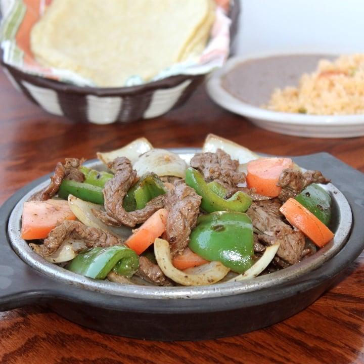 Fajitas de Res (Steak).