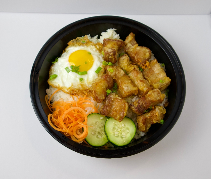 CRISPY PORK BELLY MEGA PLATE (Thit Heo Chien Gion).