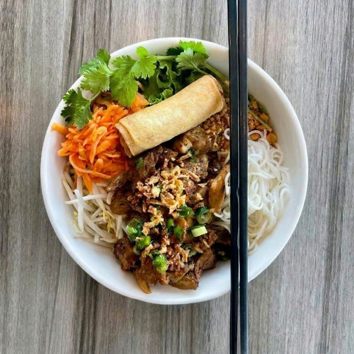 Bún Gà Nướng.