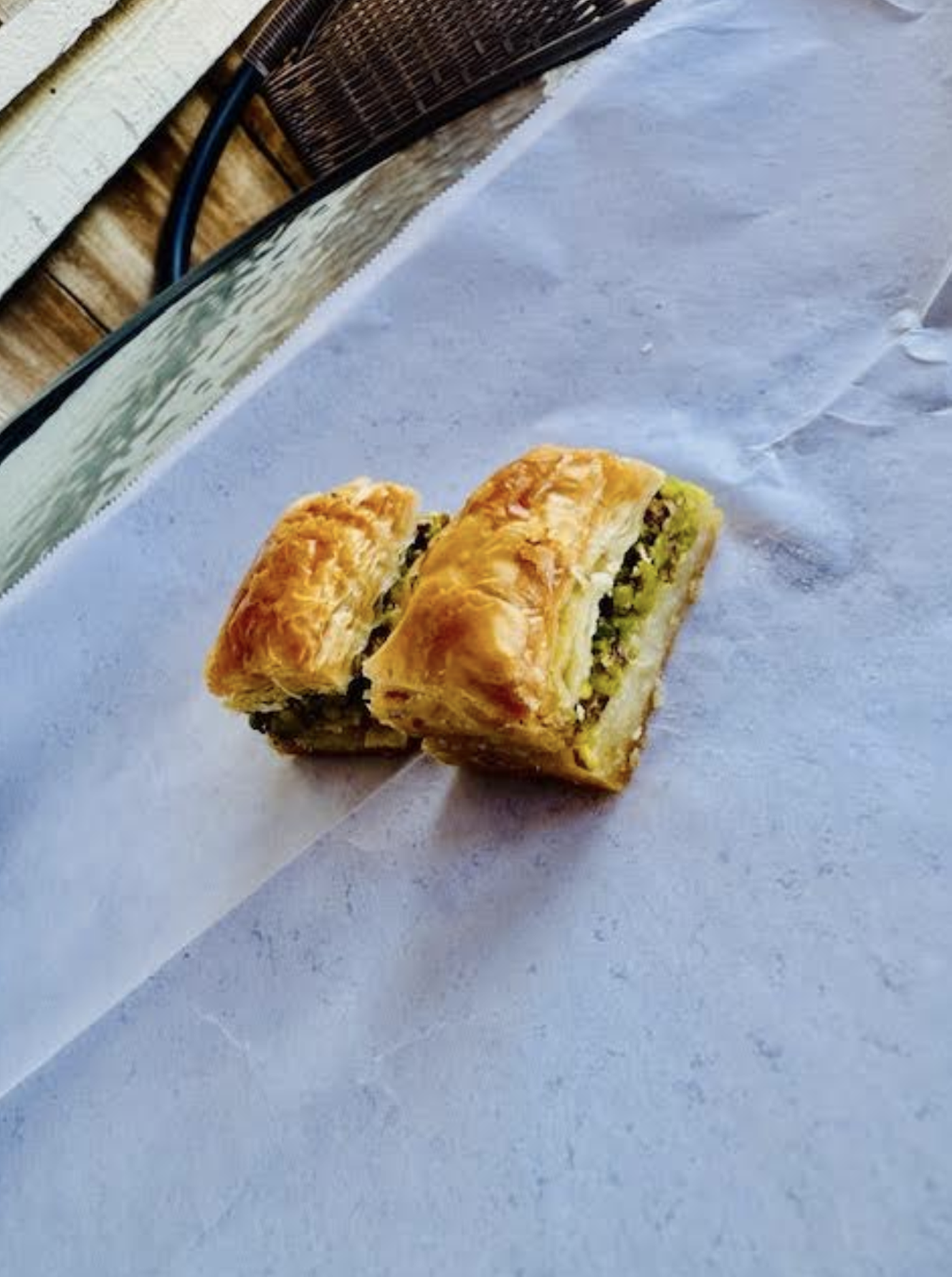 (2 PCS) PISTACHIO BAKLAVA - IMPORTED FROM TURKEY.