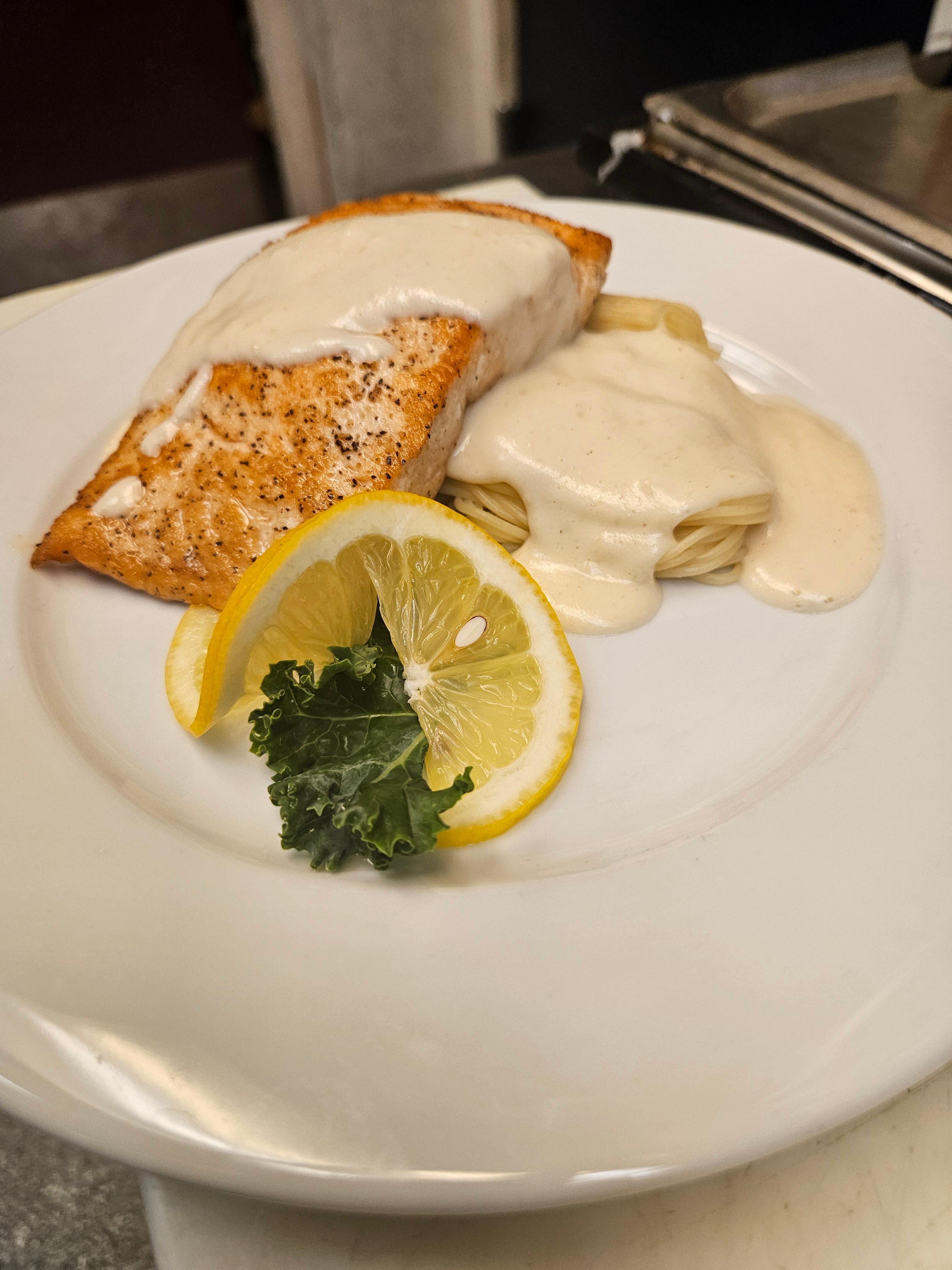 Salmon Dinner (6oz).