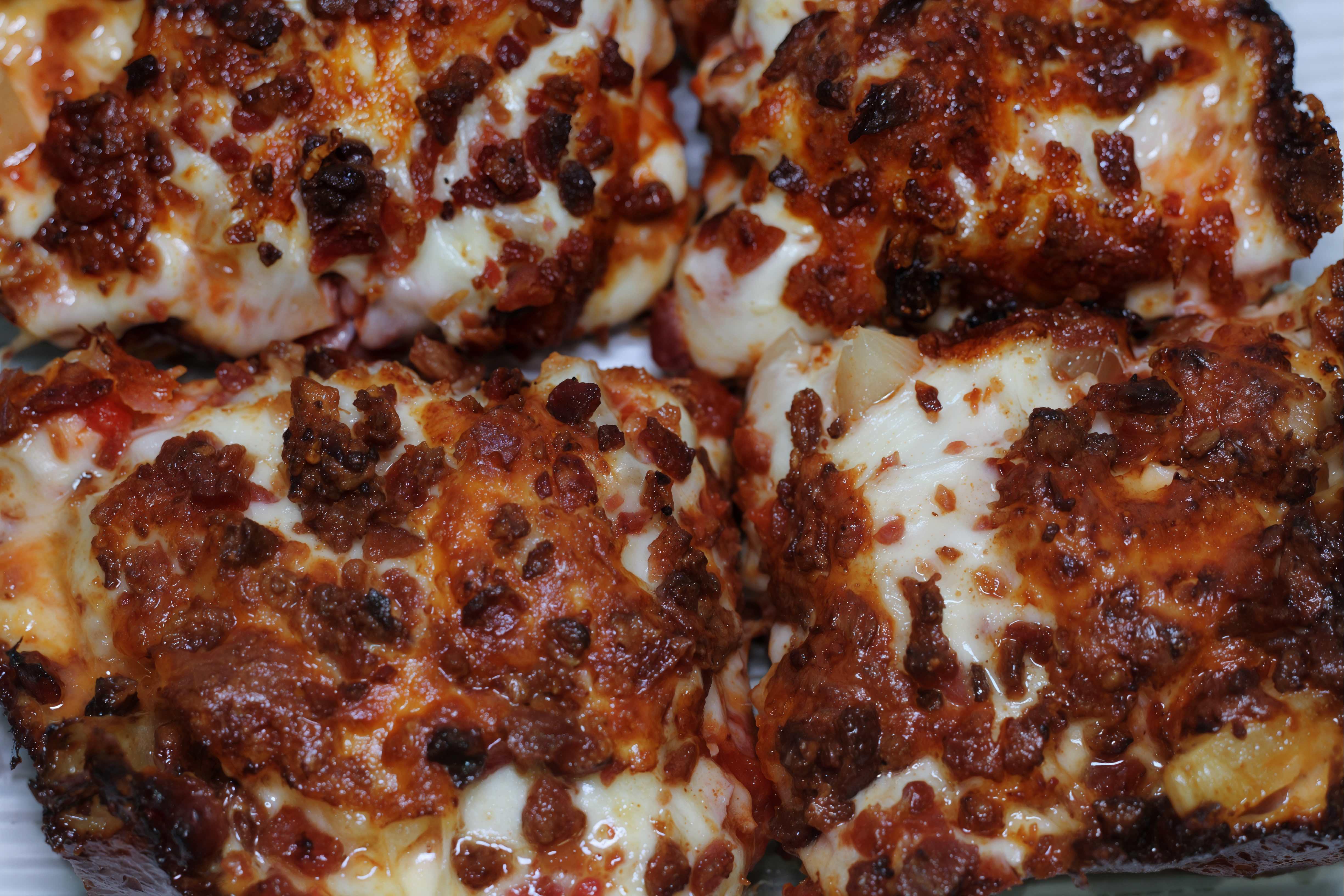 10x14 Hawaiian Pizza.