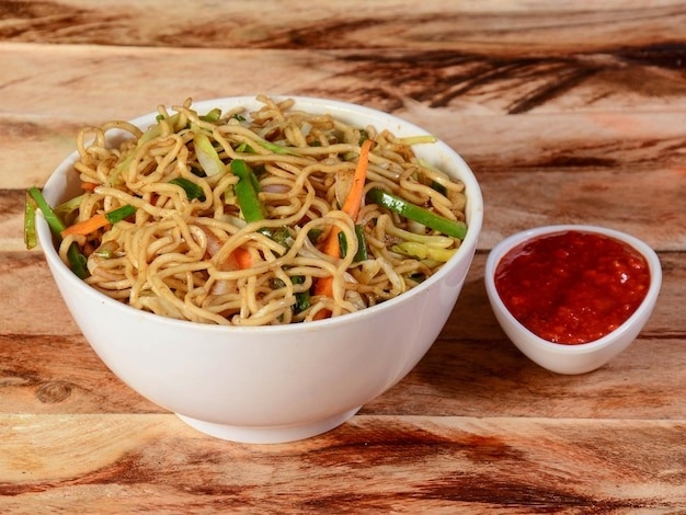Hakka Noodles.