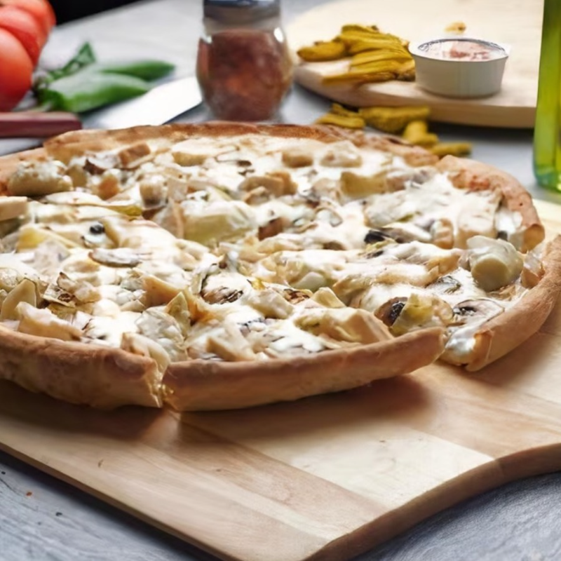 Detroit Plant-Based Chicken Delight Pizza.