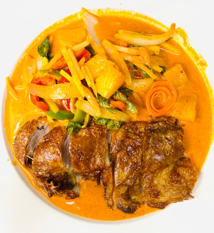 D22 ROASTED DUCK IN RED CURRY.