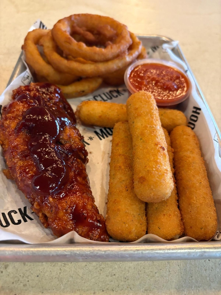 APPETIZER SAMPLER.