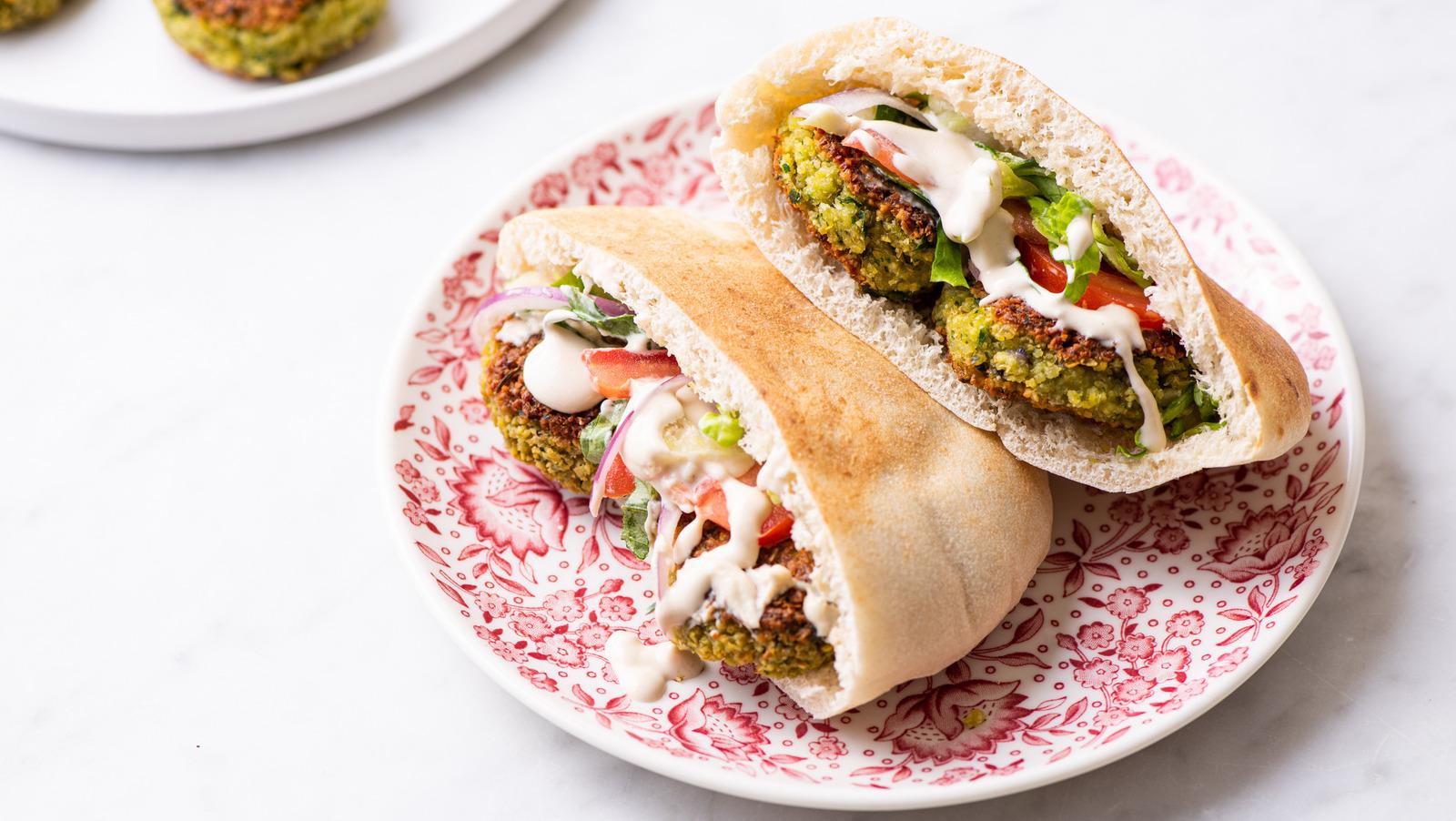Kufta Kebab Sandwich.