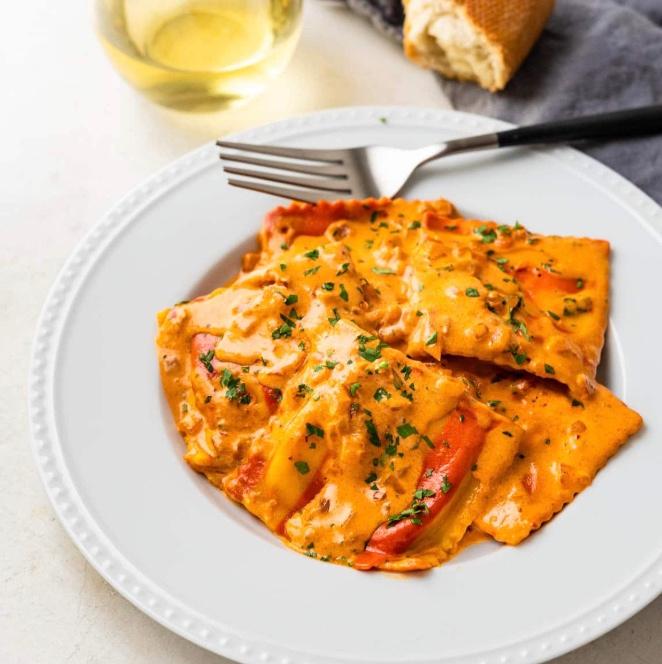 CHEESE RAVIOLI ENTRÉE.