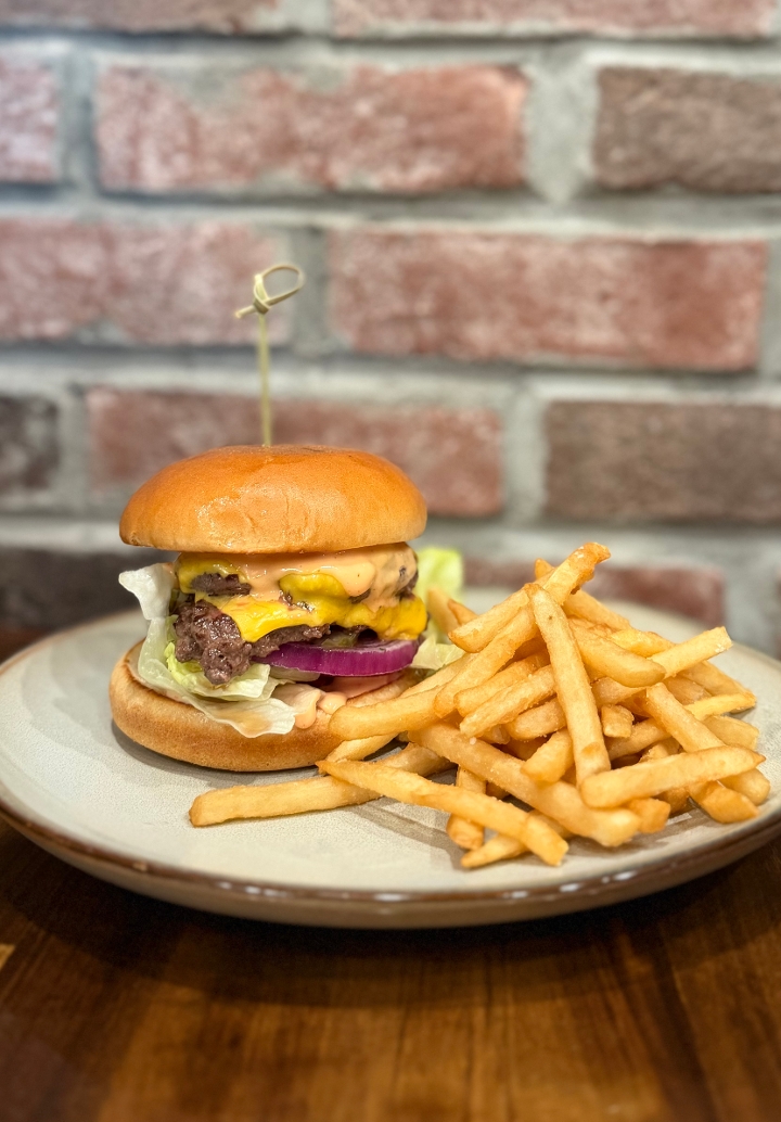 House Smash Burger.