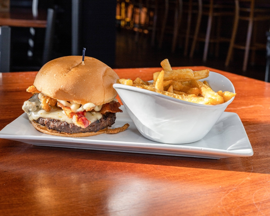 Bacon Bleu Cheeseburger.