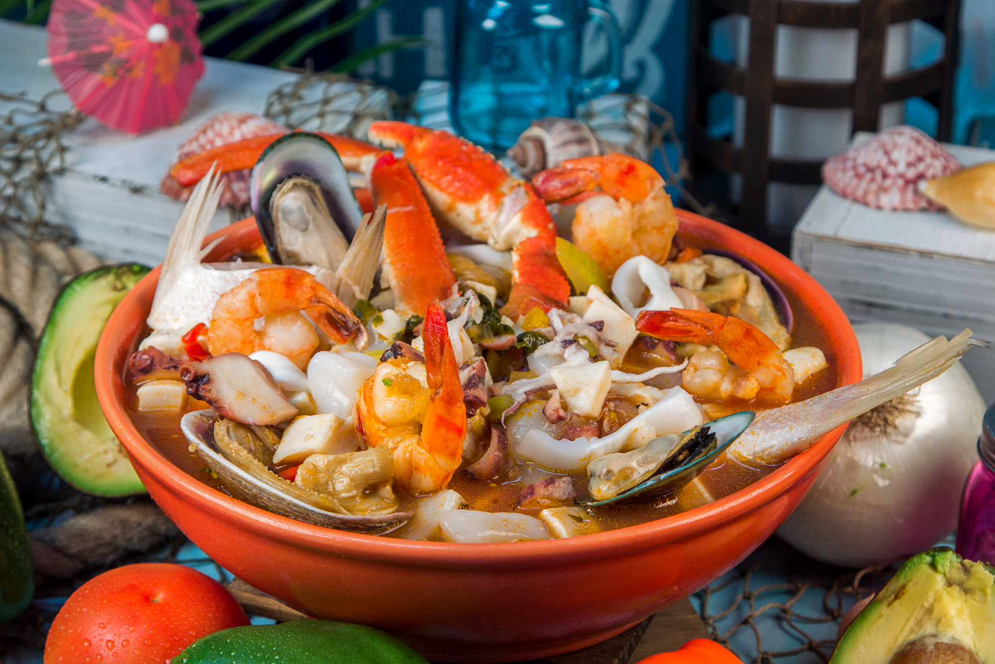 38. Caldo Super Dorado / 38. Super Dorado Broth.