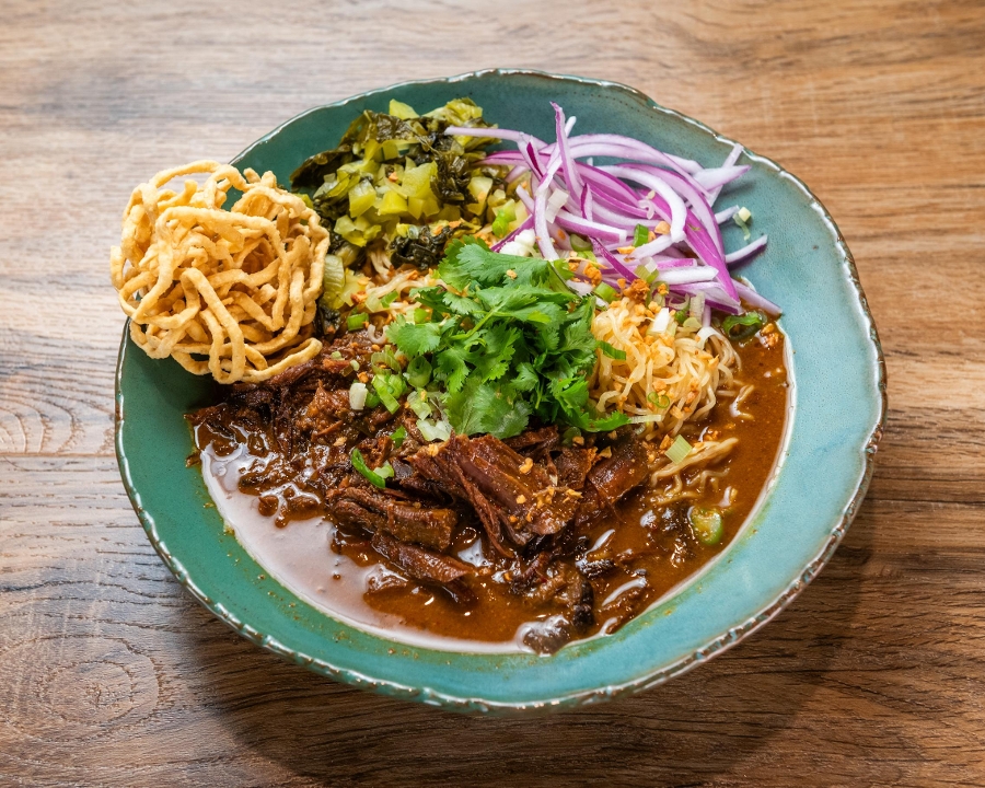 Khao Soi Nuer.