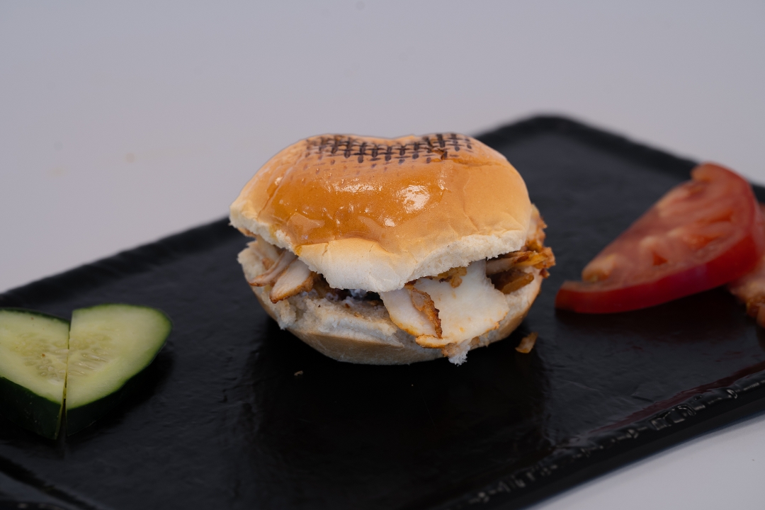 Chicken shawarma Bun.