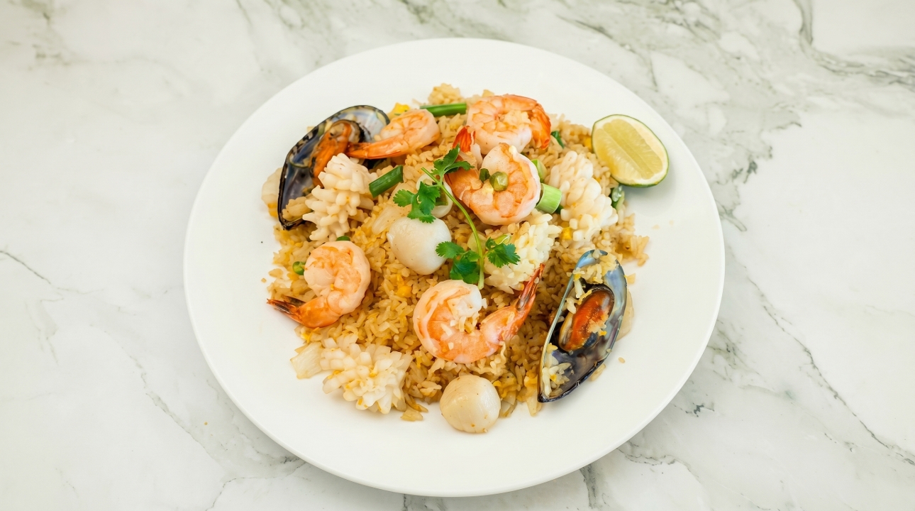 ST4 Thai Fried Rice (Khao Pad).