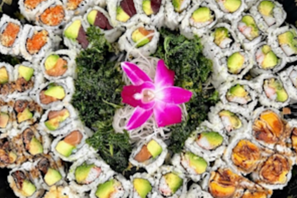 Custom Regular platter (Choose any 10 Regular Rolls except Spicy Scallop Rolls).