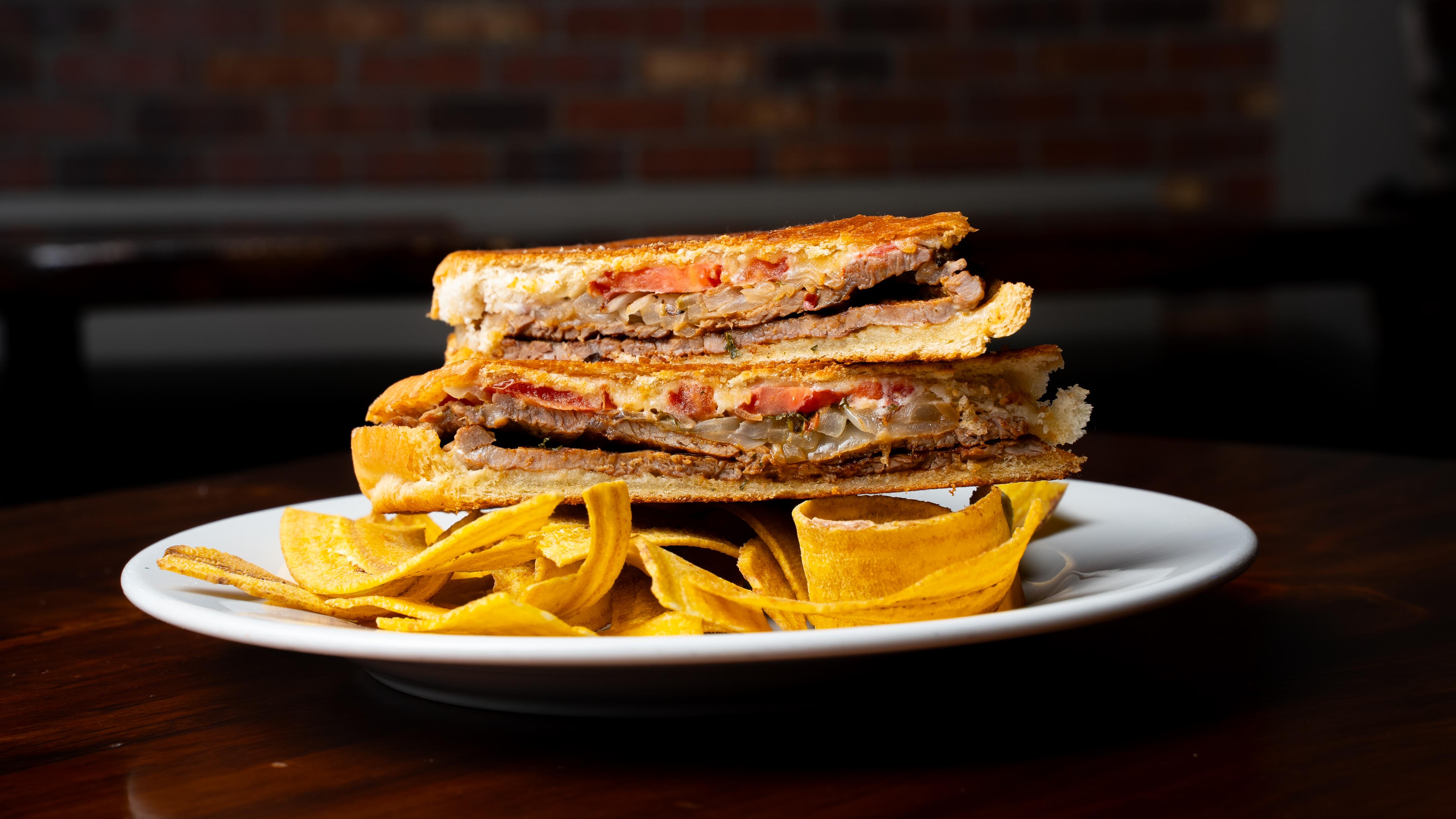 Pan Con Bistec | Steak Sandwich.