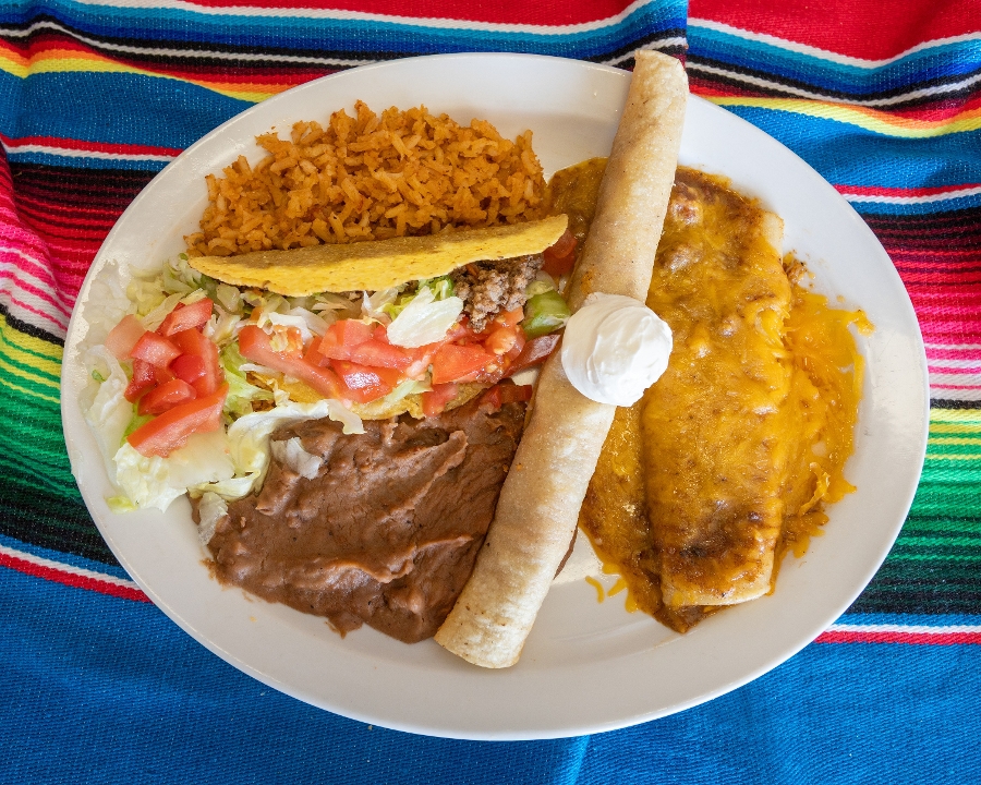 Lunch Tex-Mex Trio.
