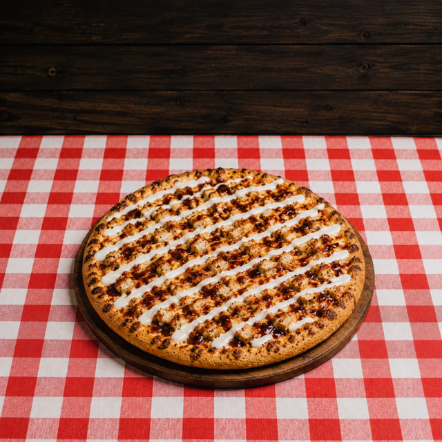 Small BBQ Grilled Chicken Bomb Pizza 10 (Greek style).