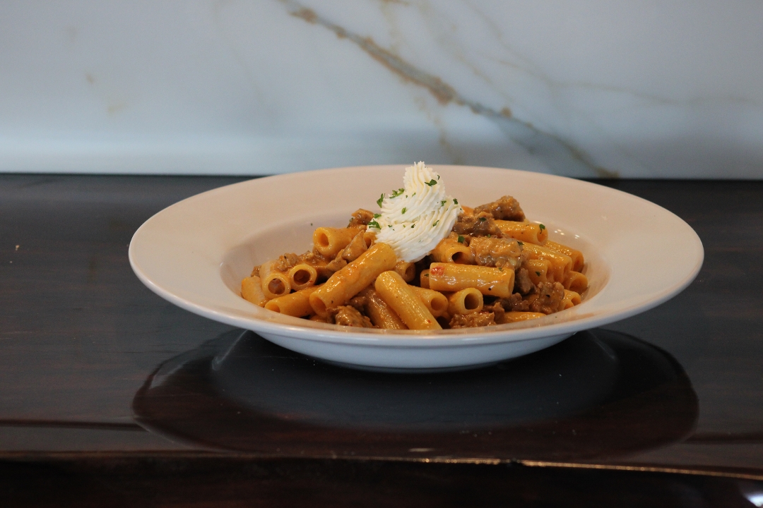 Rigatoni Salsiccia E Ricotta.