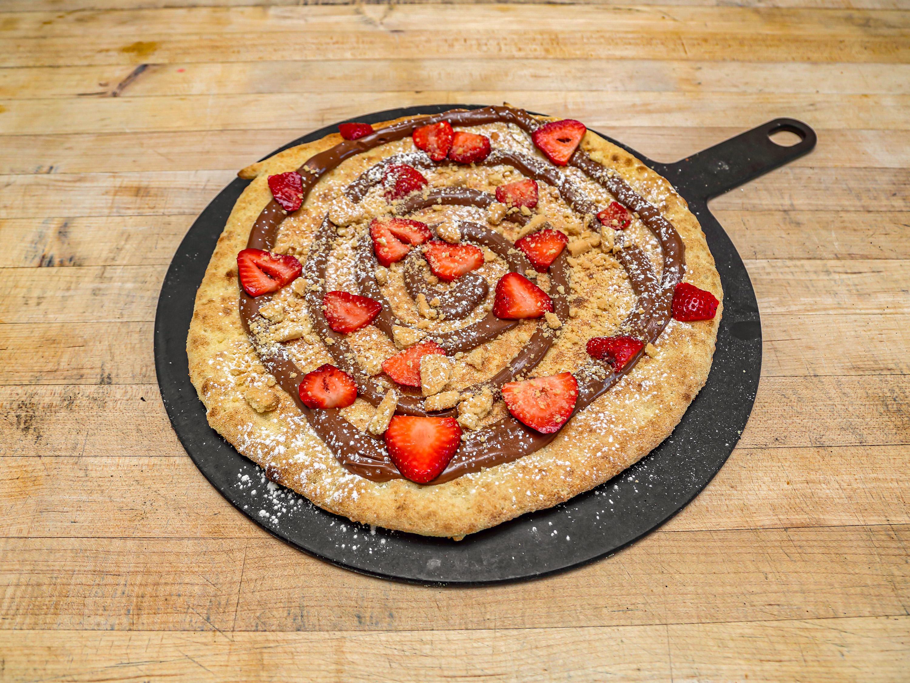 Nutella Pizza.