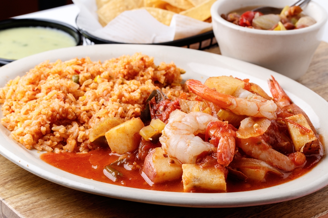 Camarones Rancheros.
