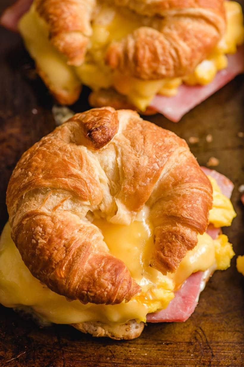 HAM AND CHEESE CROISSANT.