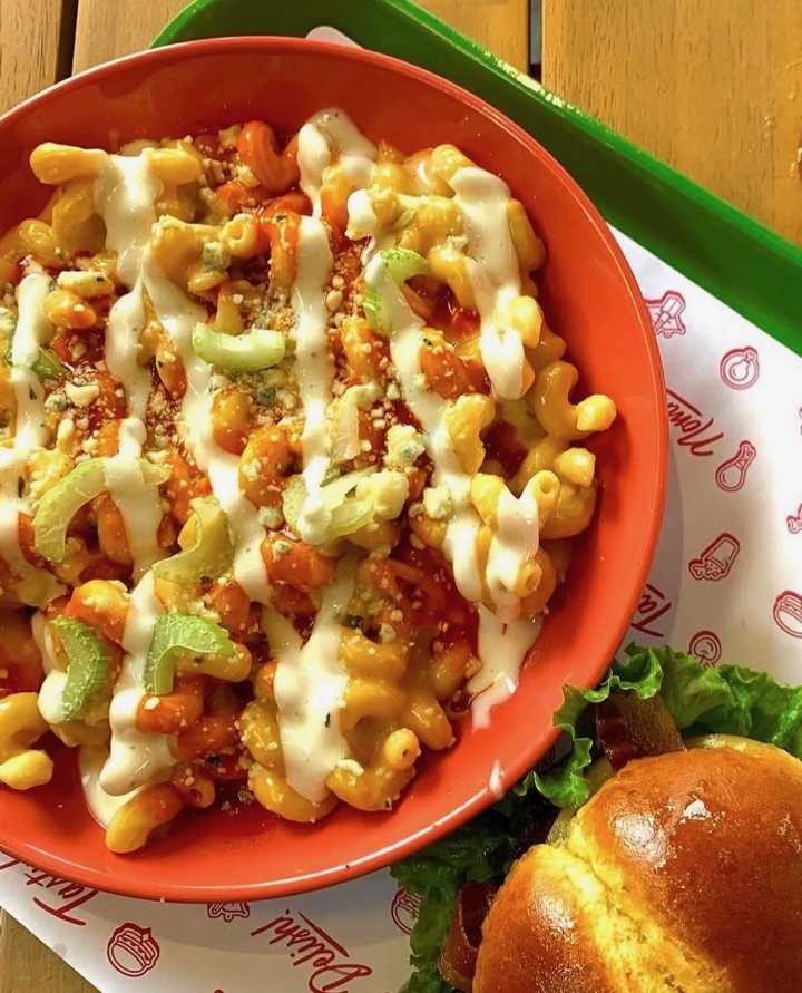 Buffalo Mac & Cheese.