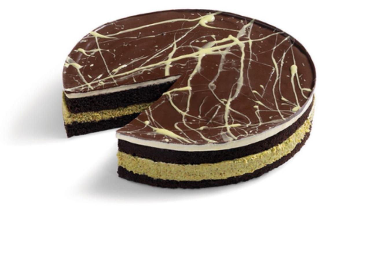 Dubai Chocolate Cake.