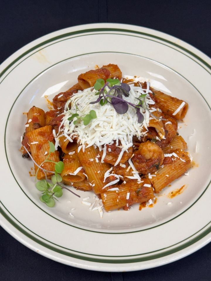 Rigatoni “Amatriciana”.