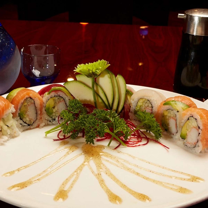 Rainbow Roll.