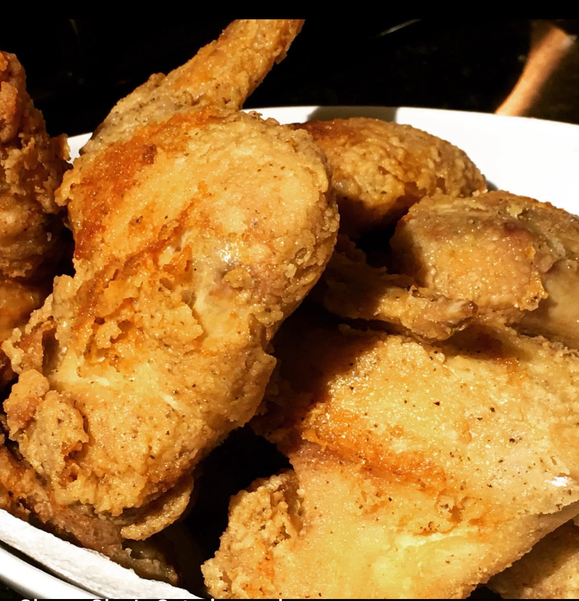 8pc Chicken with 2 Large Sides.