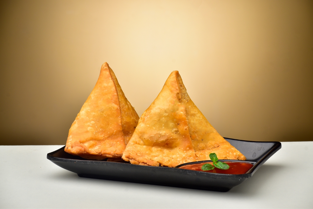 Vegetables Samosa(2 pcs).