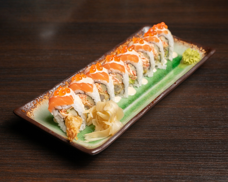 Queen Salmon Roll.