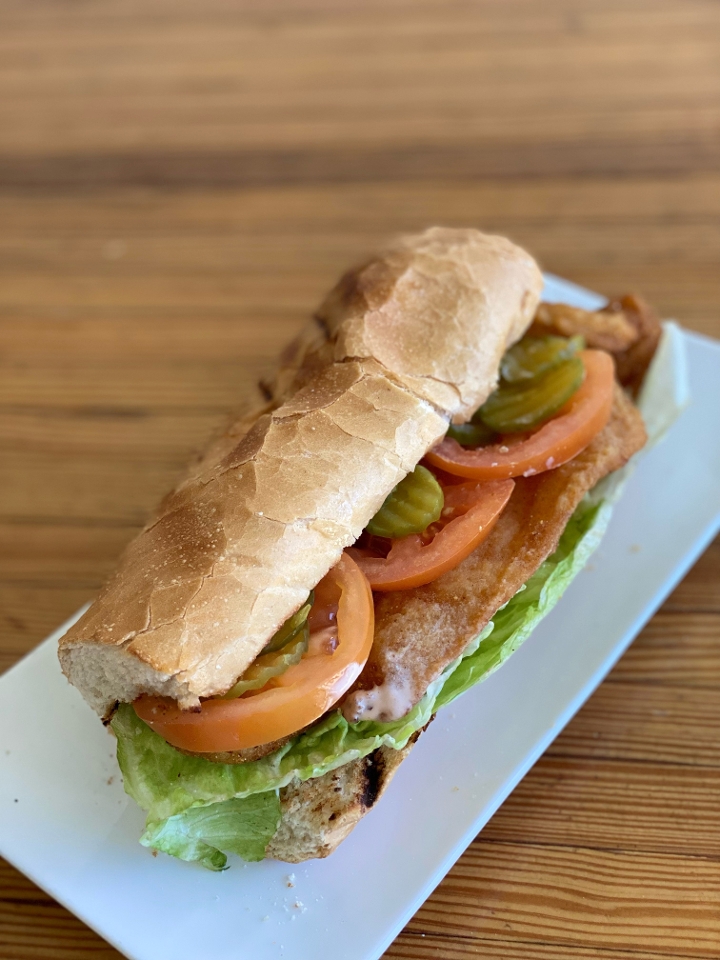 CATFISH POBOY.
