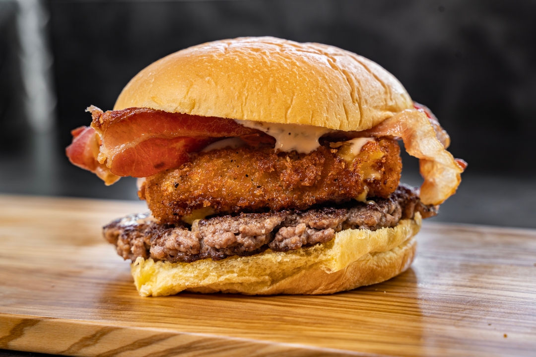 Mac 'n Cheese Burger.