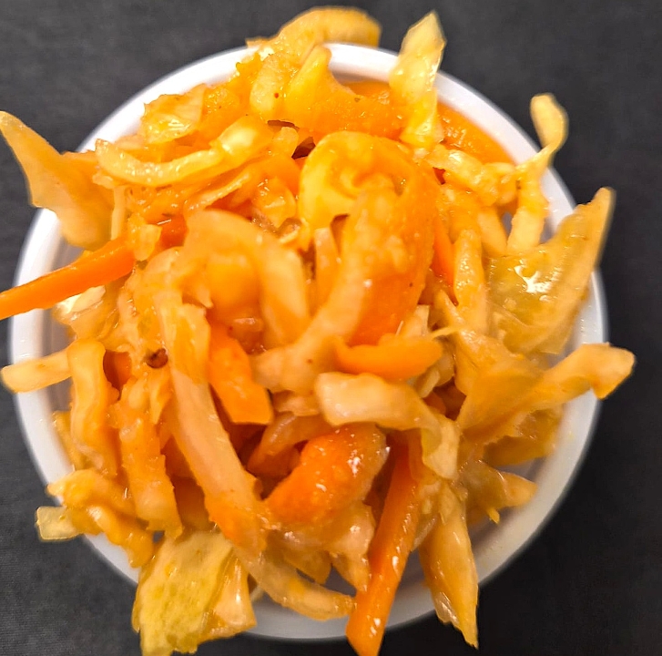 Spicy Cabbage (2 oz cup).