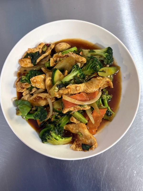Thai Basil Chicken/Beef/Shrimp.