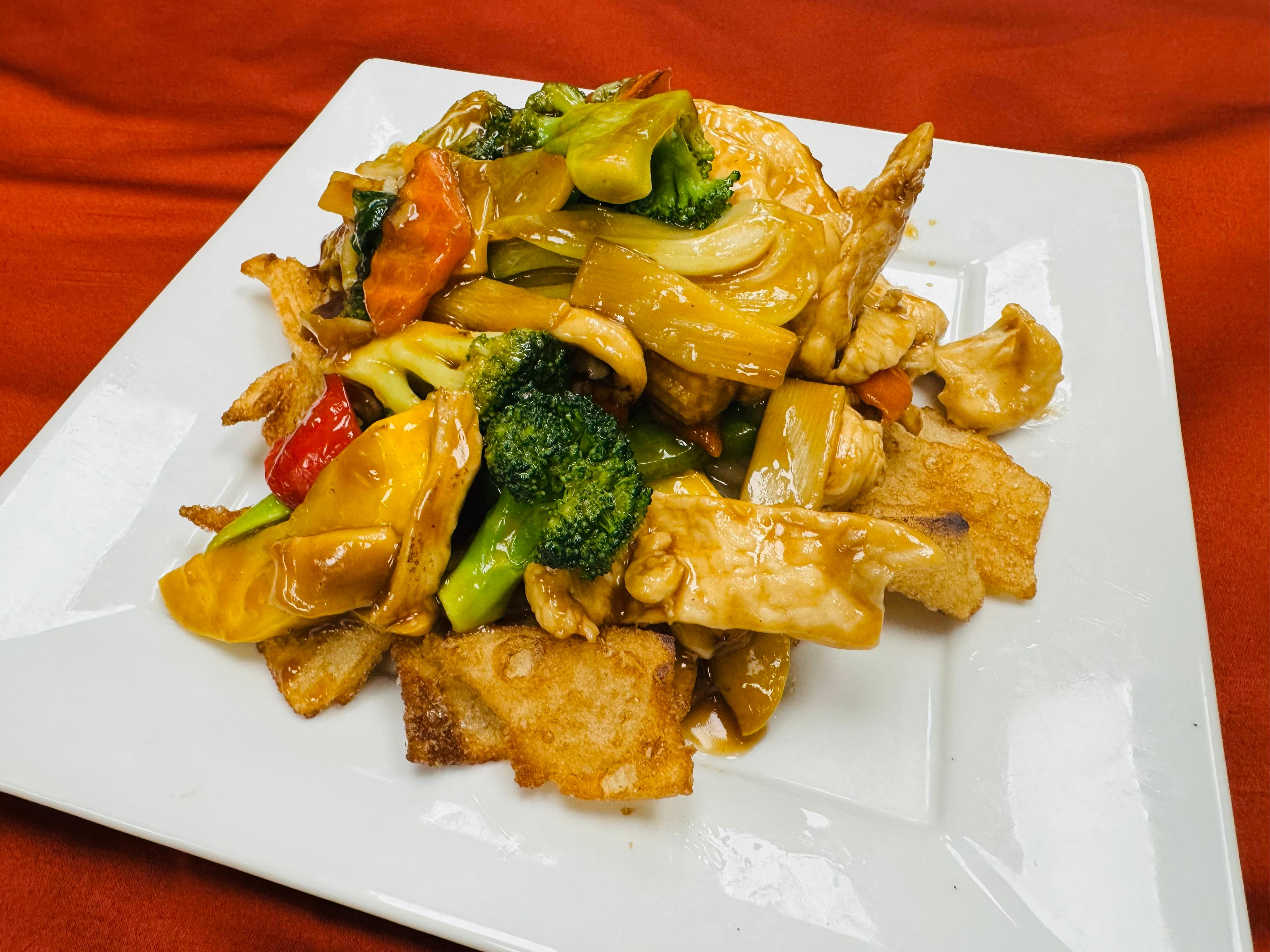 S3B. Crispy Pan-Fried Rice Noodles with Beef - Ap Chao Bo.
