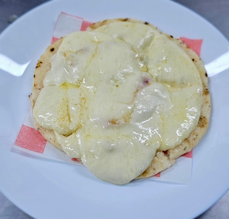 Arepa Con Queso.