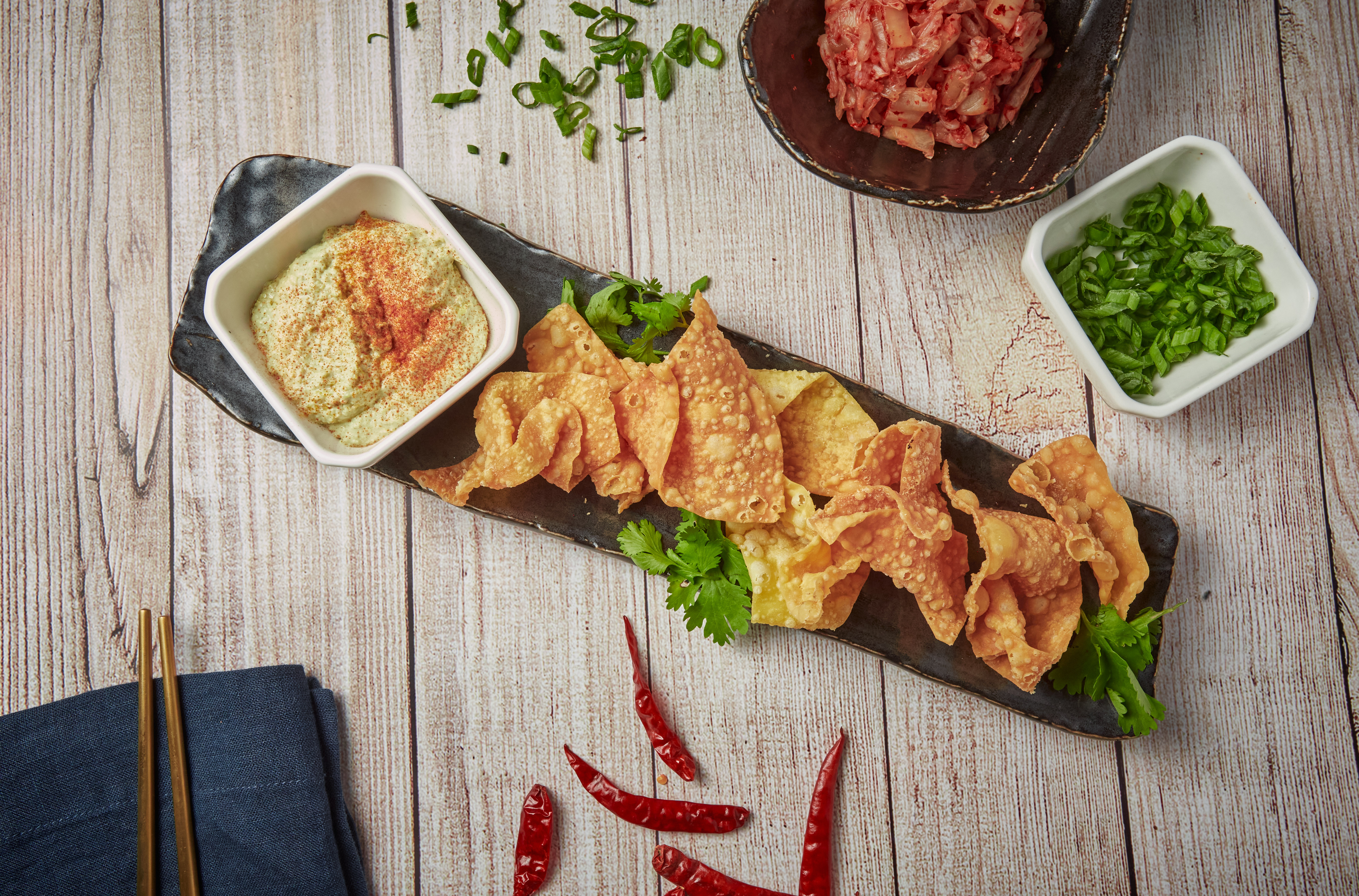 Edamame Hummus with Wonton Chips