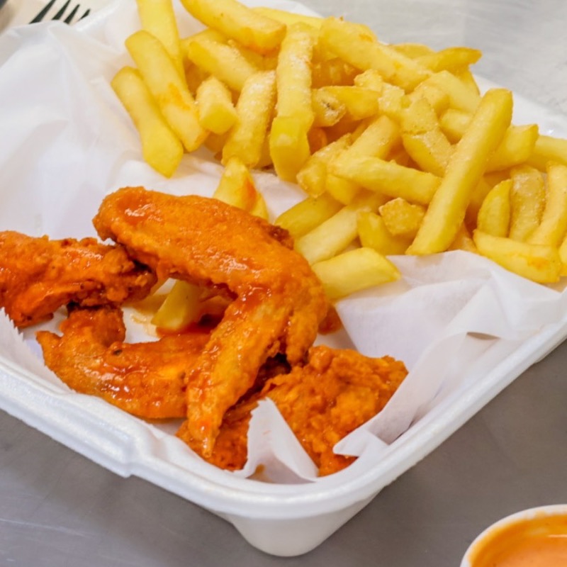 10 Flavoured Wings.