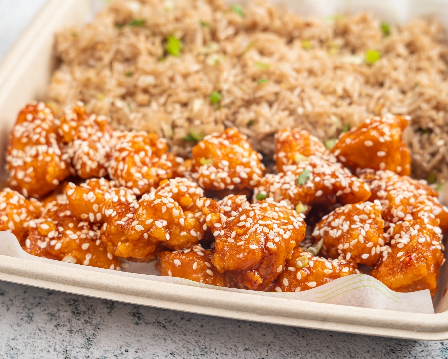 Sesame Chicken Lunch Special.